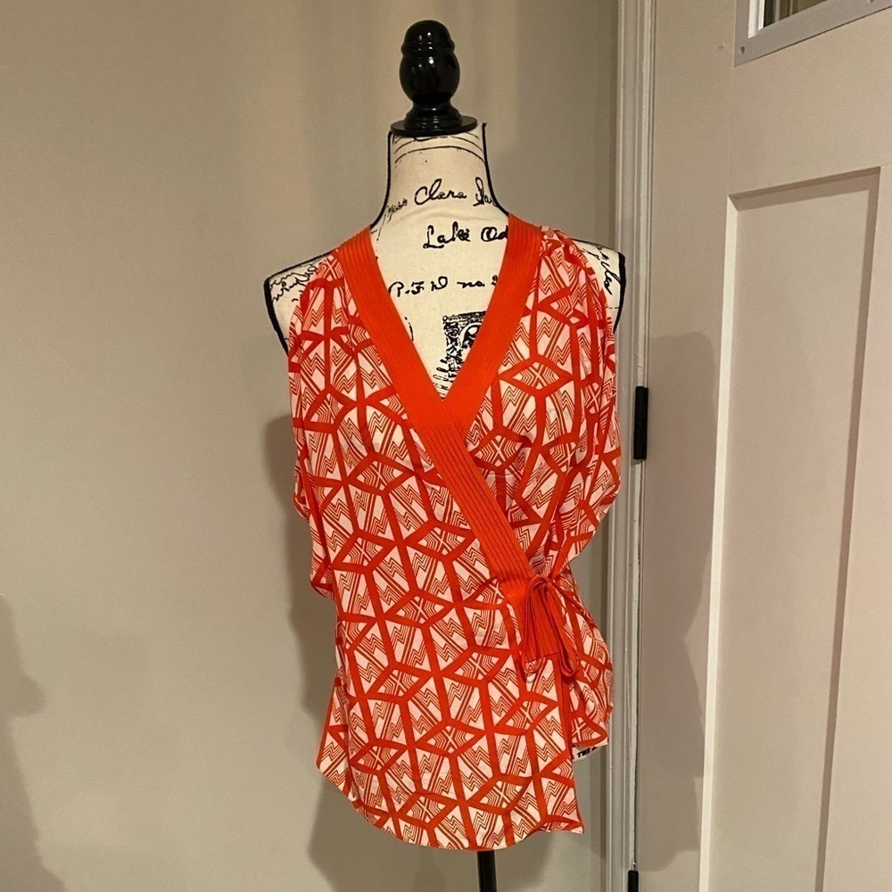Leifsdottir Sleeveless Wrap Top Size 2